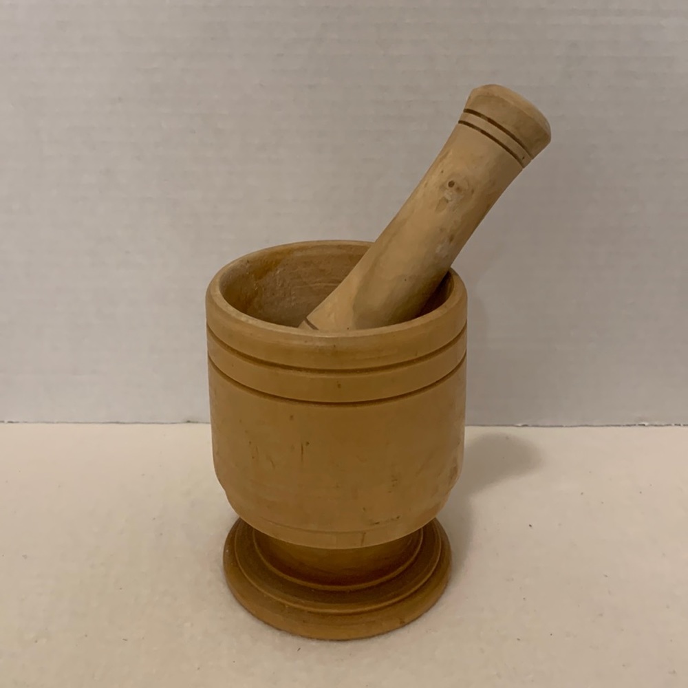 BENE CASA WOOD 2PCS MORTAR AND PESTLE SET @POMTREX 5x 3 1/2::6”x 1 1/2
